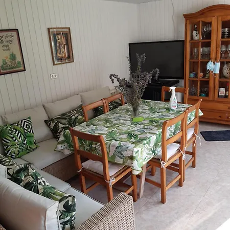 Casa En *